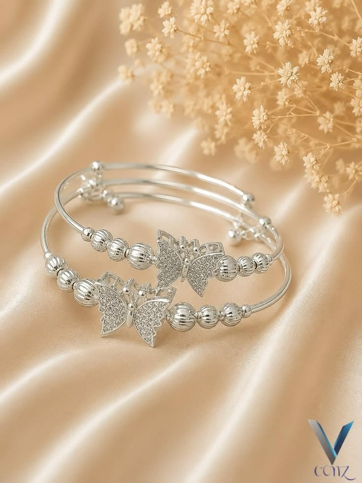 Men and Women Silver Bracelet