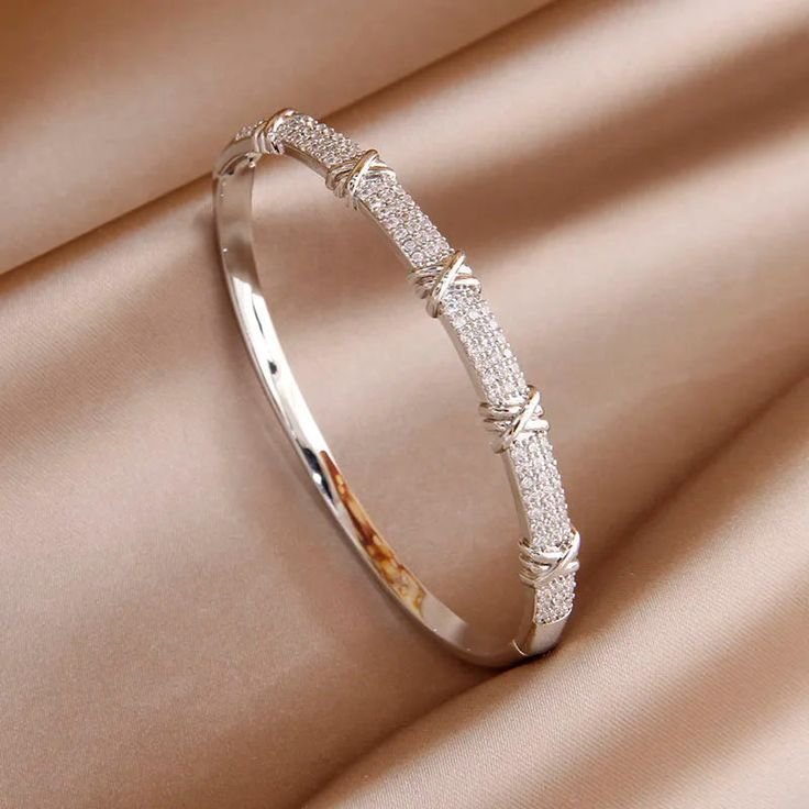 Men and Women Silver Bracelet