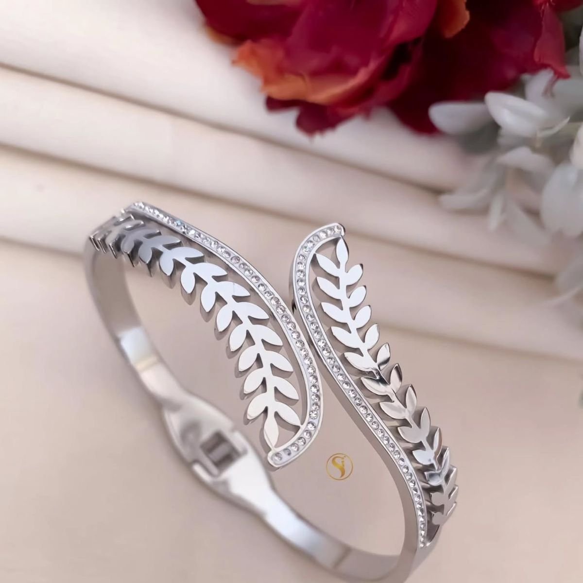 Men and Women Silver Bracelet